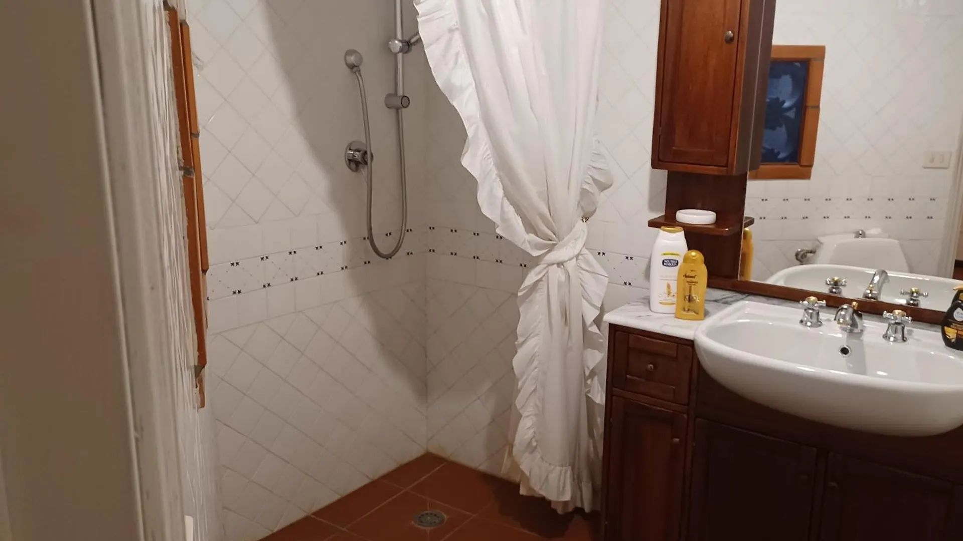B&B Daniela Affittacamere Castiglione di Garfagnana Frühstückspension